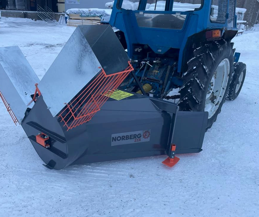 Norberg X23 traktorin lumilinko